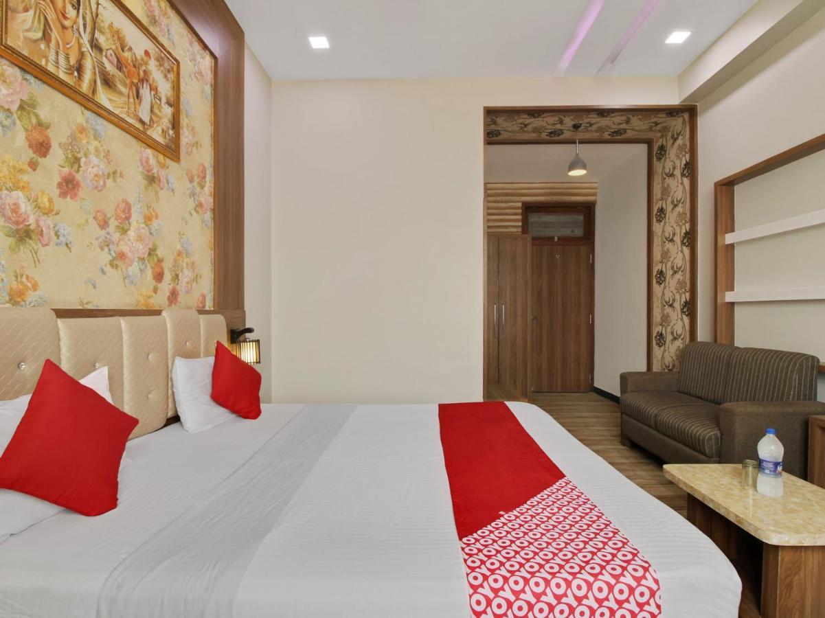 Oyo 79434 Hotel Green Villa Ναγκπούρ Εξωτερικό φωτογραφία